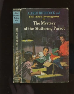 Hitchcock, Alfred: #2 Three Investigators Mystery of the Stuttering Parrot PC1st - Foto 1 di 3