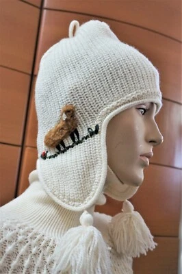 针织羊毛帽子白色飞行员风格女士礼物女孩羊装饰 — 第 1/4 张图片