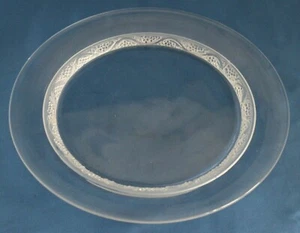 Lalique Crystal Phalsbourg Set Of Four 8 3/4" Luncheon Plates/ Grapes/Fruit Rim - Picture 1 of 10