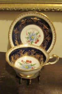 Paragon England Porcelain Tea Cup And Saucer Cobalt Blue Flowers Gold - Picture 1 of 10