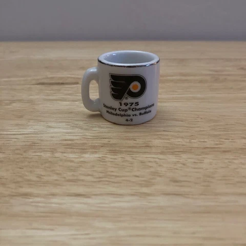 1975 PHILADELPHIA FLYERS Stanley Cup Champions Cup Crazy Commemorative Mini Mug Cover