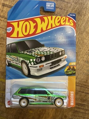 Estuche Hot Wheels 2025 BMW M3 Wagon Super Treasure Hunt STH P-245/250 Foto 1 de 4