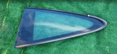 VENTANA TRASERA IZQUIERDA ORIGINAL PORSCHE 911 MODELO 991 2011-2019 CARROCERÍA Foto 1 de 3