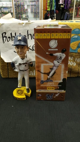 NIB 2013 RYAN BRAUN MILWAUKEE BREWERS BOBBLEHEAD SGA 5/26/2013 40/30 CLUB Cover