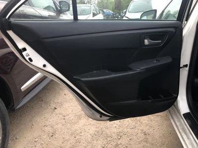 Painel de acabamento de porta traseira TOYOTA CAMRY 2015 936439 - Imagem 1 de 4