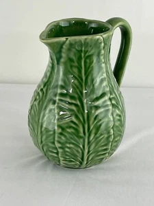 Jarra de col verde Bordallo Pinheiro vintage de 6" de alto - Imagen 1 de 10