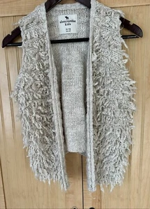 Abercrombie Kids Shaggy Fringe Open Front Sweater Vest Size 11 / 12 Boho Hippie - Picture 1 of 8