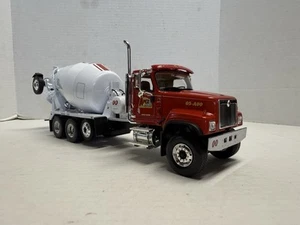 First Gear scala 1/34 International Paystar con mixer Bridgemaster APEX - Foto 1 di 8