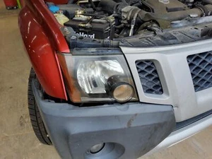 Used Right Headlight Assembly fits: 2012 Nissan Xterra 4.0L S R. Right Grade A - Bild 1 von 24