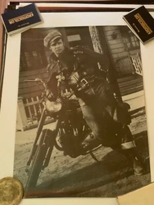 MARLON BRANDO - JOHNNY ON A BIKE - BLACK AND WHITE POSTER 28 X 20 B3 NEW - Picture 1 of 1