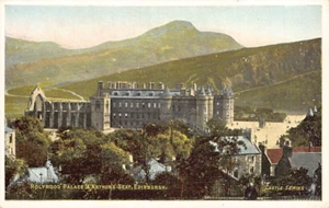 Postcard SCOTLAND: Holyrood Palace & Arthur's Seat, DB 1910's - Picture 1 of 2