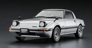 Mazda Savanna RX-7 SA 22C, 1980 1:24 Plastic Model Kit HASEGAWA - Foto 1 di 5