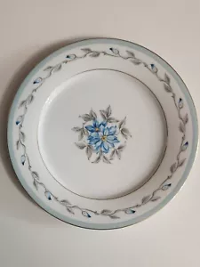 Vintage Noritake Louise 10.5" Dinner Plate Blue Flower Gold Trim 5204 - Picture 1 of 3