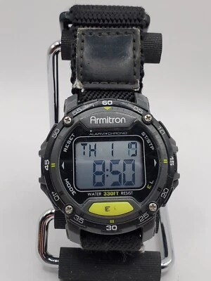 Reloj digital de cuarzo unisex Armitron 40 mm redondo tono plateado correa de nailon Foto 1 de 4