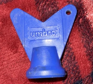 Umbro Fußball Fußballschuhe Bolzen Schlüssel Entferner Schraubenschlüssel Schraubenschlüssel - Bild 1 von 3