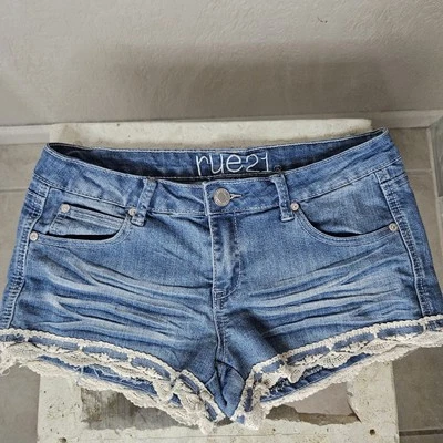 Pantalones Cortos de Jean Y2K 7/8 Rue21 Dobladillo de Encaje Tiro Bajo Azul 32x2 Años 00 De Colección Lavado Ligero Foto 1 de 4