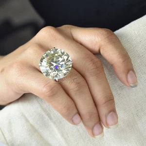 HUGE 58 Ct Certified Off White Diamond Cocktail Ring ! FREE Diamond studs! - Picture 1 of 12