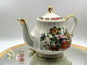VINTAGE SADLER TEA POT SWIRL FLORAL DECORATED LOVELY GOLD GILDING - Picture 1 of 7