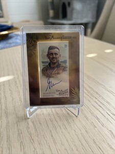 2019 Topps Allen & Ginter Gary Vaynerchuk Framed Mini Autograph - GARY VEE MA-GV