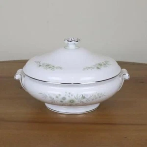 Wedgwood Westbury Tureen Bowl with Lid 34 - Picture 1 of 10