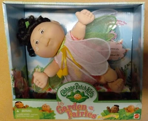 Cabbage Patch Kids - 1998 Garden Fairies Puppe - Katherine Lily, 29. September, Neu in OVP - Bild 1 von 3