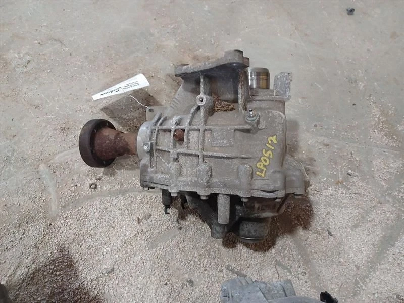 Estojo de transferência FB5Z7251B compatível com 16-19 Ford Explorer 2.3L 2705942 - Imagem 1 de 4