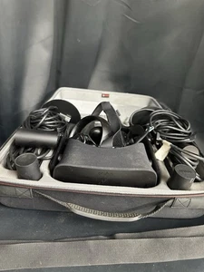Meta Oculus Rift CV1 VR Virtual Reality Headset System - Black W/Bag - Picture 1 of 5