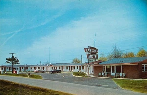 Vintage Lawson's Motel Fayetteville NC Photochrome Postcard - Picture 1 of 2