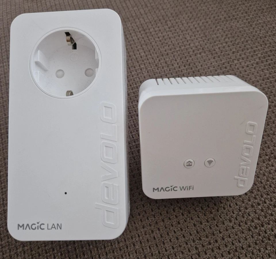 Devolo Magic 1 und Magic 1 WiFi mini,  WiFi und LAN Powerline Starter Set - Bild 1 von 1
