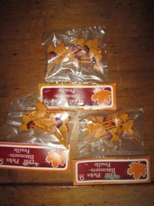 Vintage 30 Hard Plastic Hong Kong Leaf Cup Cake Picks Halloween Thanksgiving - Picture 1 of 3