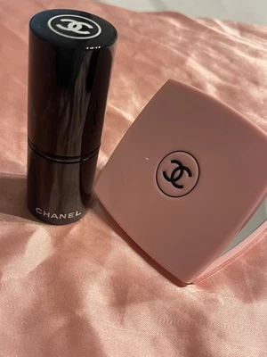 CHANEL Les Beiges Spazzola a Polvere Retrattile Kabuki Pinceau + Specchio Rosa in Scatola - Immagine 1 di 4