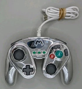 Almohadilla de lucha con cable Metal Mario Chrome | Nintendo Wii/Wii U - Imagen 1 de 2