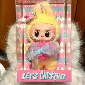 POP MART The Monsters Labubu Let's Checkmate Series - Macaron Plush Dolls Queen - Picture 1 of 10