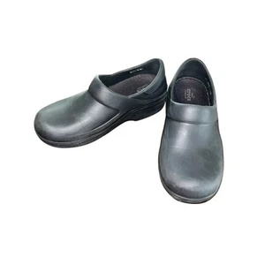 Crocs Women’s Slip Resistant Shoes Neria Pro II Clogs Nurse Work Shoes Size 7 - Picture 1 of 11
