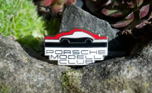VINTAGE ENAMEL AUTOMOBILE CAR PIN / BUTTON # PORSCHE MODEL CLUB - Bild 1 von 2