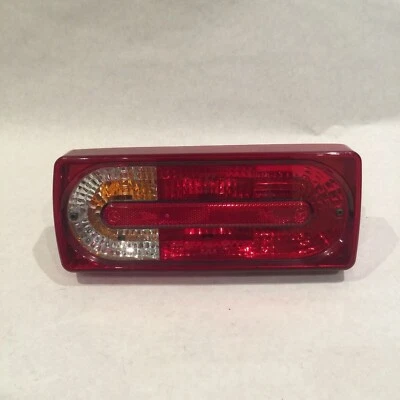 MERCEDES BENZ G500 TAIL LIGHT RIGHT SIDE 2010 11 12 13 14 15 2016 A4638201964 Foto 1 de 4