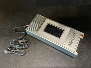 Videoregistratore VHS vintage Phillips modello SBV7040A0I testato FUNZIONA!! - Foto 1 di 4