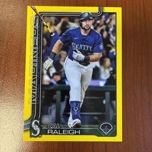 2025 Topps Series 2 Yellow Border Variation SP Cal Raleigh #603 RARE - Bild 1 von 6