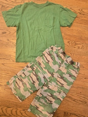 Mini Boden Verde Camuflaje Bolsos Carga Pantalones Cortos 9 10 Gap Camisa Conjunto Caqui Foto 1 de 4