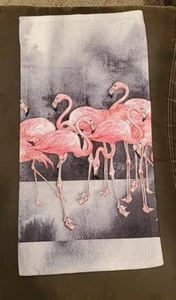 NEU Society 6 Flamingos Flamingo Handtuch +/- 15" x 29,5" kostenloser Versand - Bild 1 von 7