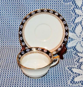 Beautiful Vintage Aynsley, Fine Bone China, Teacup & Saucer - Picture 1 of 7