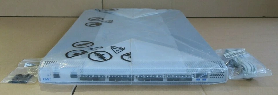 NEW Brocade EMC AP-7600B 16x 4Gb SFP FC Fabric Application Switch 100-652-511 - Image 1 of 4