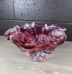 Böhmische Kunst Glasschale von Jozef Hospodka für Chribska Glasarbeiten 1960er Jahre rosa - Bild 1 von 9