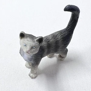 SCHLEICH Grey/Gray Cat - Picture 1 of 12