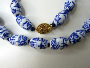 ANTIQUE CHINESE PORCELAIN BLUE WHITE BEADS NECKLACE - Picture 1 of 6
