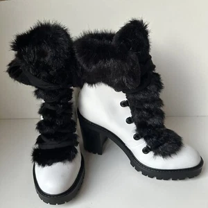 Guess Womens Black Fur trim And White Galway Leather Ankle Combat Boots Sz: 7 - Picture 1 of 11