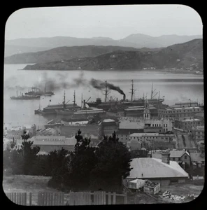 ANTIQUE JV Magic Lantern Slide WELLINGTON HARBOUR C1890 PHOTO NEW ZEALAND - Picture 1 of 3