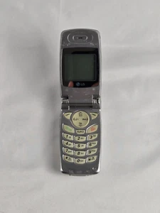 Téléphone portable à clapet LG modèle n° LG-TM250 non testé - Photo 1 sur 16