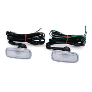 Coppia frecce laterali bianche per Audi A8 4G A4 8D2 A3 8L A6 C5 TT 8N A2 - Foto 1 di 8