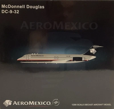 JC Wings 1:200 Aeroméxico Douglas DC-9 XA-JEB (pulido) XX2217 Foto 1 de 4